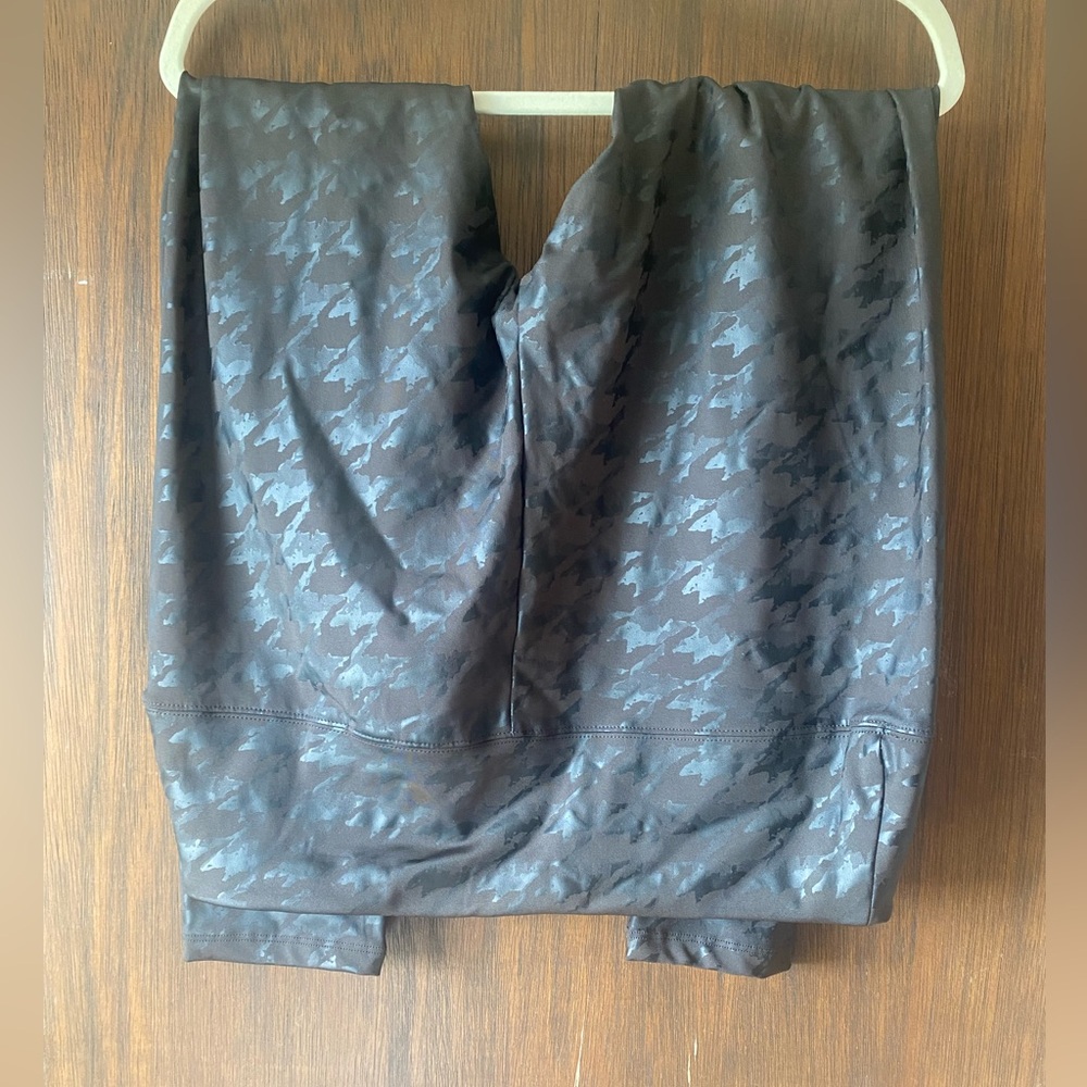 Simply Vera‎ houndstooth leggings - Picture 4 of 4